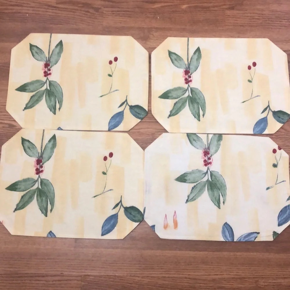Spring refresh Set of 4 yellow fabric placemats with botanical greenery design